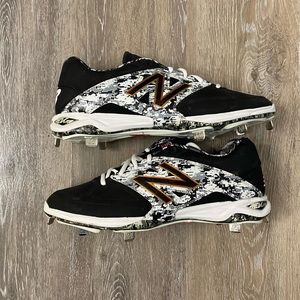 New Balance Metal Baseball Cleats